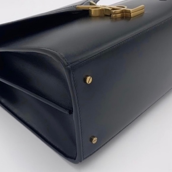 ❌SOLD❌ Saint Laurent Cassandra Medium Bag - Picture 2 of 6